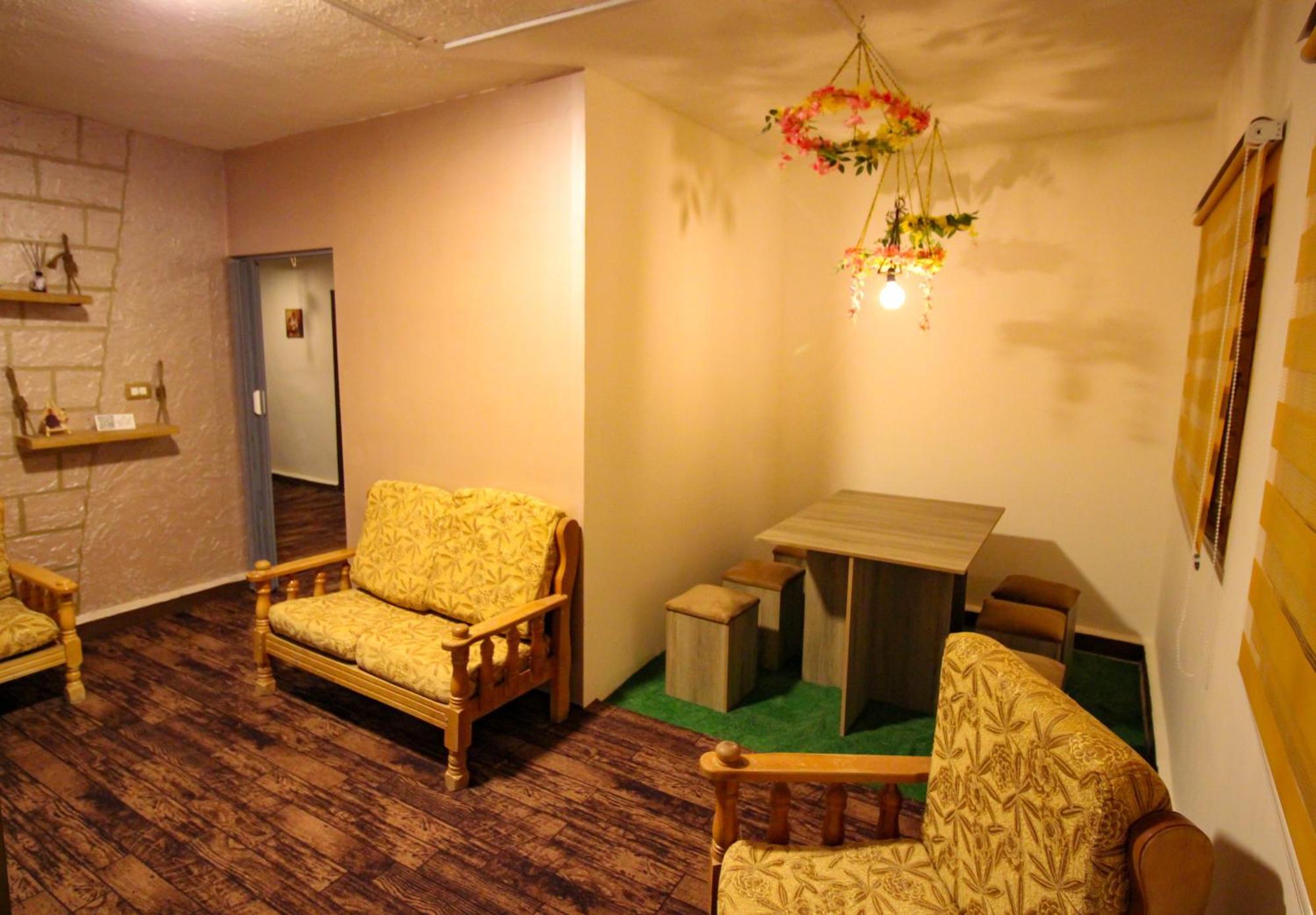 Petra Nefnaf Hostel Wadi Musa Exterior photo
