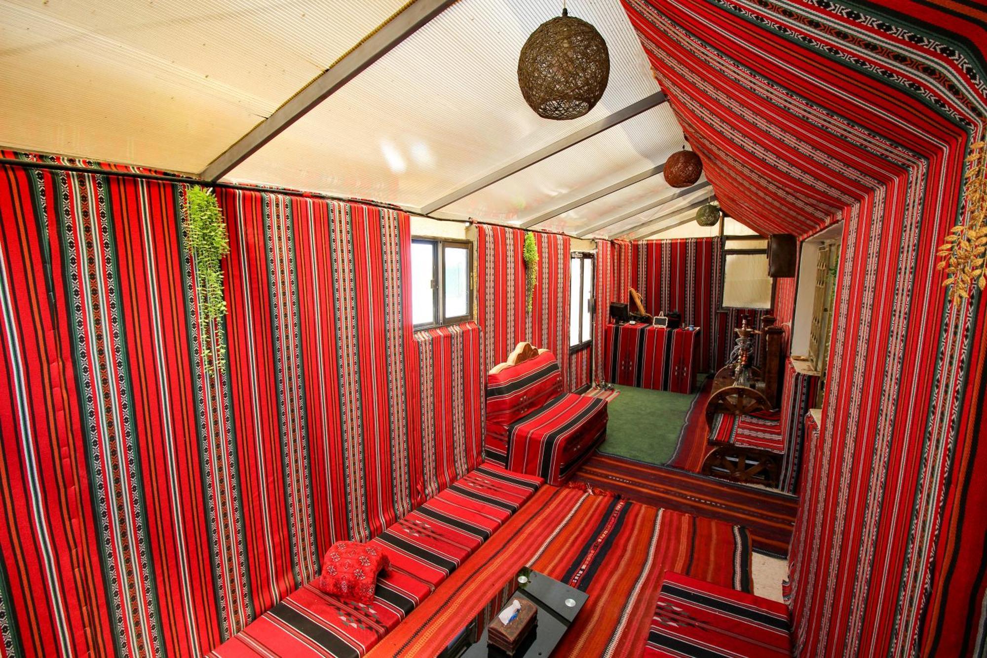 Petra Nefnaf Hostel Wadi Musa Exterior photo